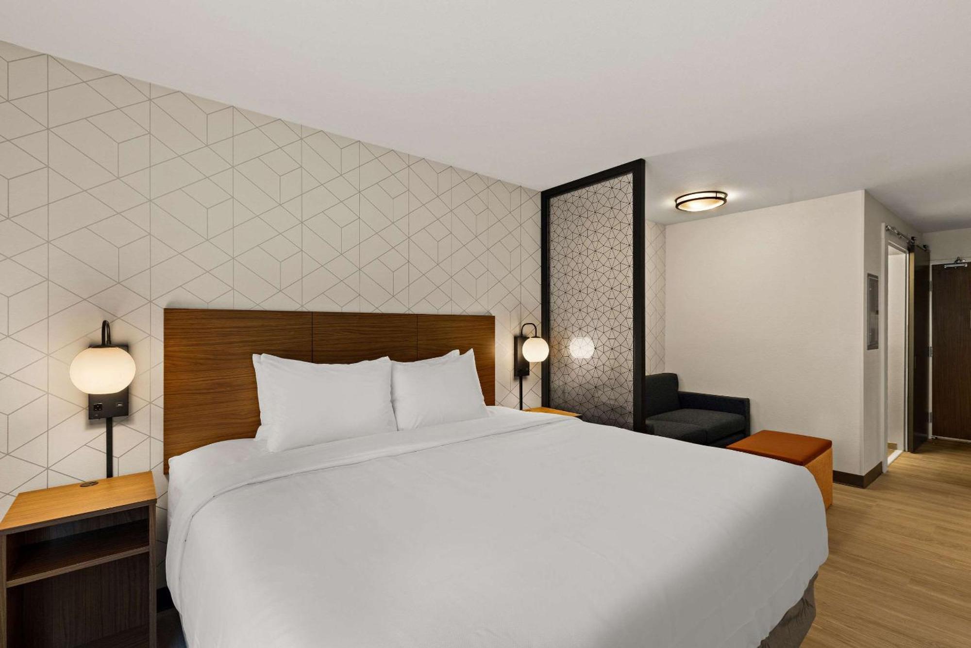 Everhome Suites El Paso Airport Near Fort Bliss Loma Terrace المظهر الخارجي الصورة